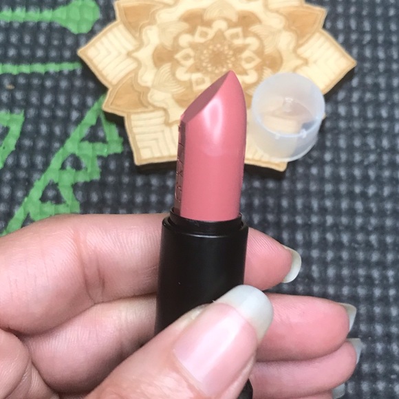 NARS Audacious Lipstick ‘Anita’ - Picture 7 of 11